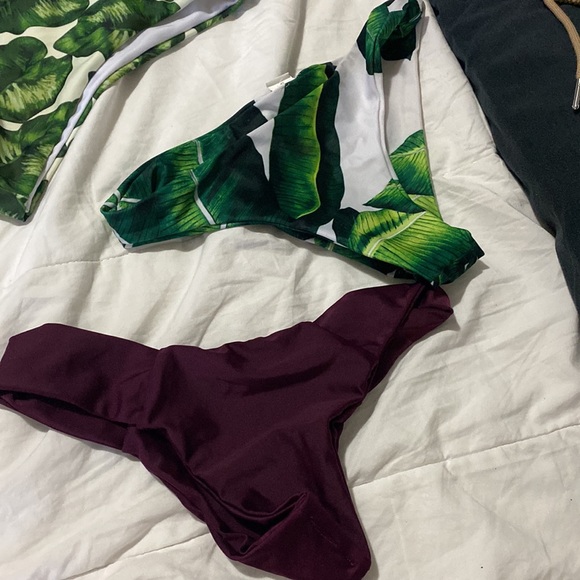 Assorted Victoria’s Secret bikinis size S - Picture 6 of 8